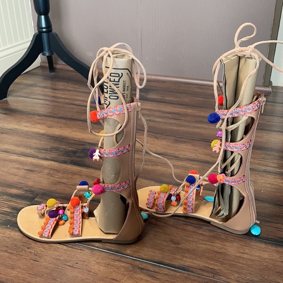 Mia gladiator sandals reanna size 8 multi color puff balls - Picture 5 of 6